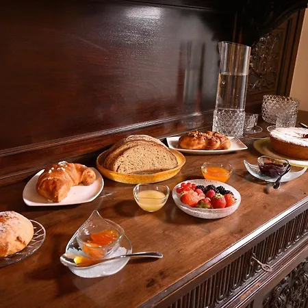 Palazzo Marletta Luxury House Готель 2*