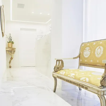 Palazzo Marletta Luxury House Готель Катанія
